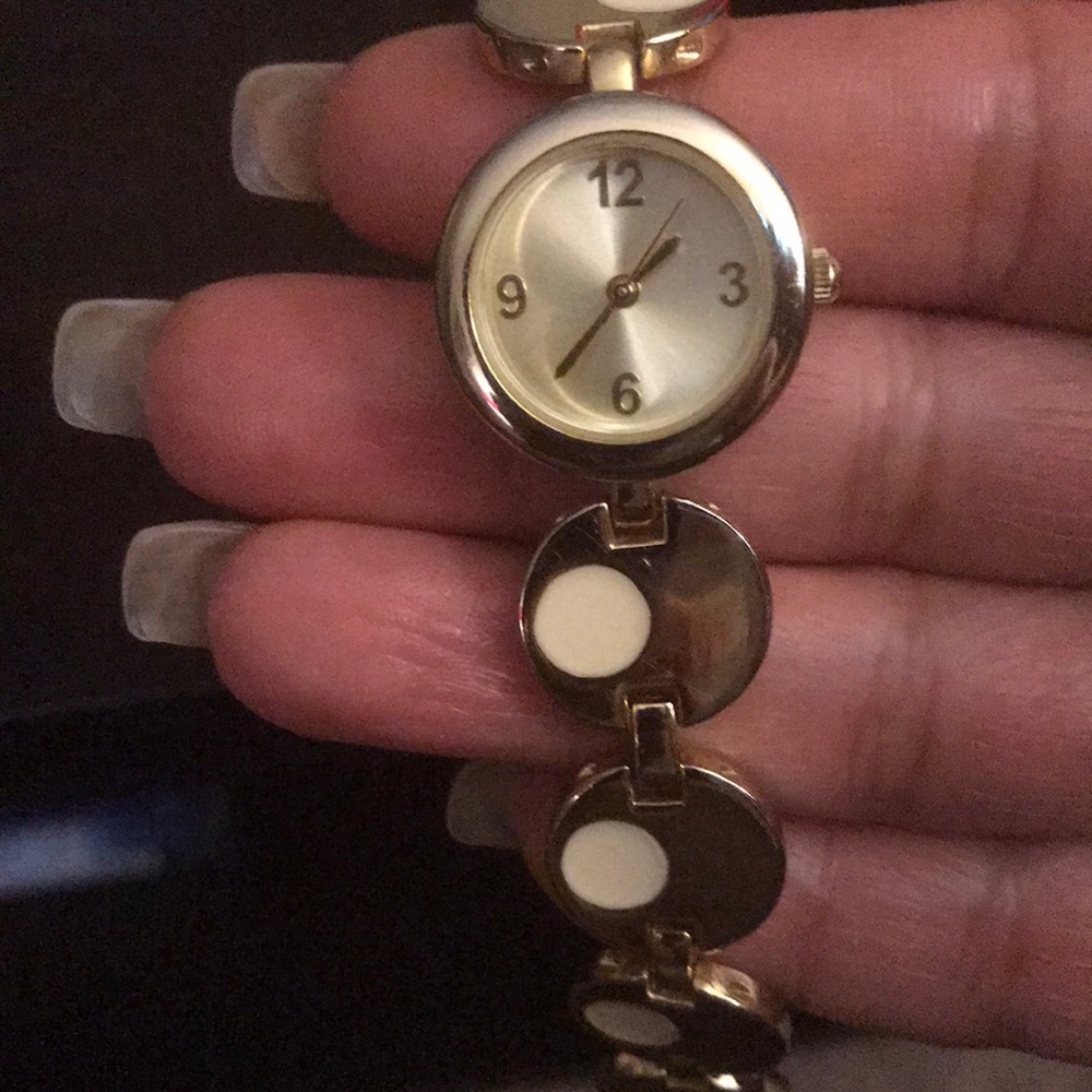 Gold plated bracelet watch